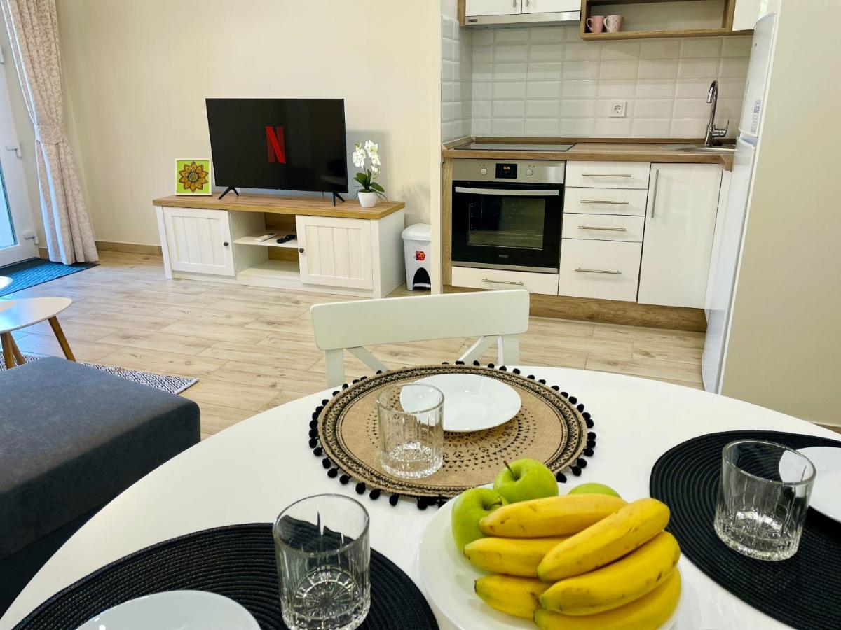 Voeroesmarty Apartmanhaz Mako Bagian luar foto