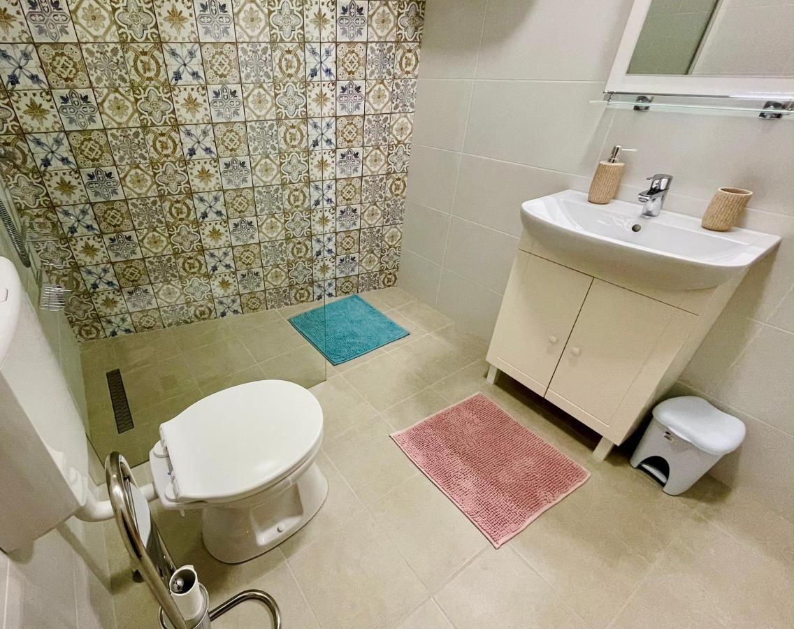 Voeroesmarty Apartmanhaz Mako Bagian luar foto