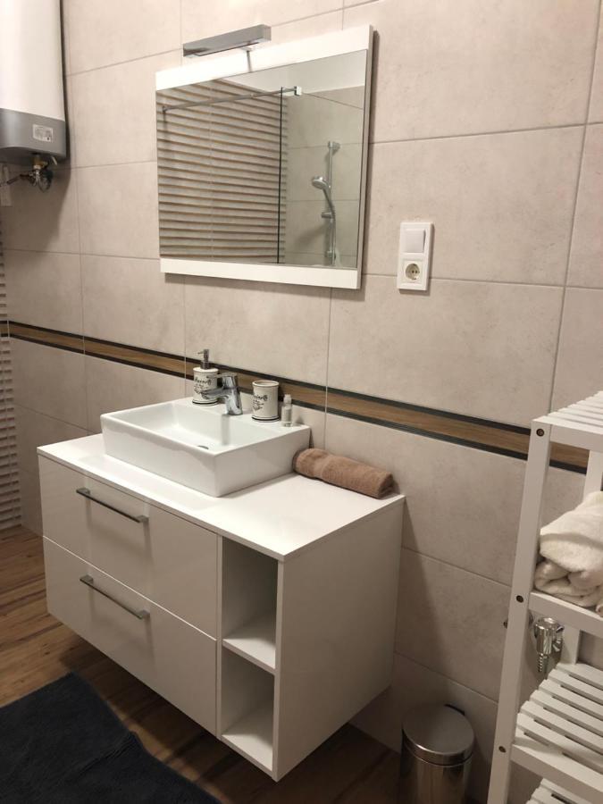 Voeroesmarty Apartmanhaz Mako Bagian luar foto