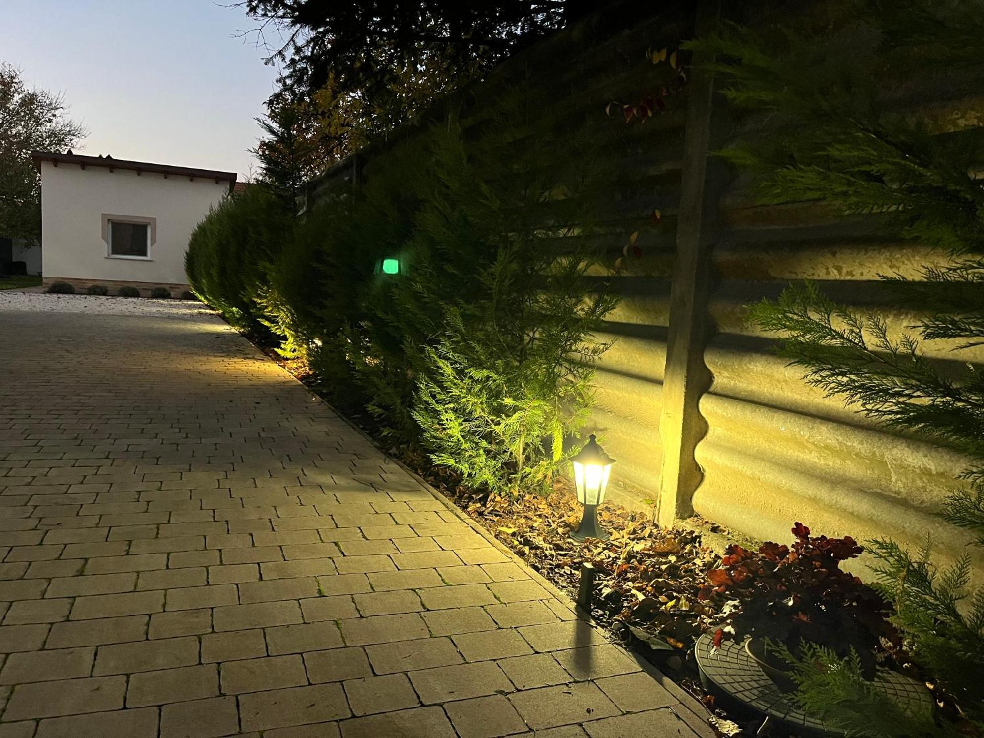 Voeroesmarty Apartmanhaz Mako Bagian luar foto