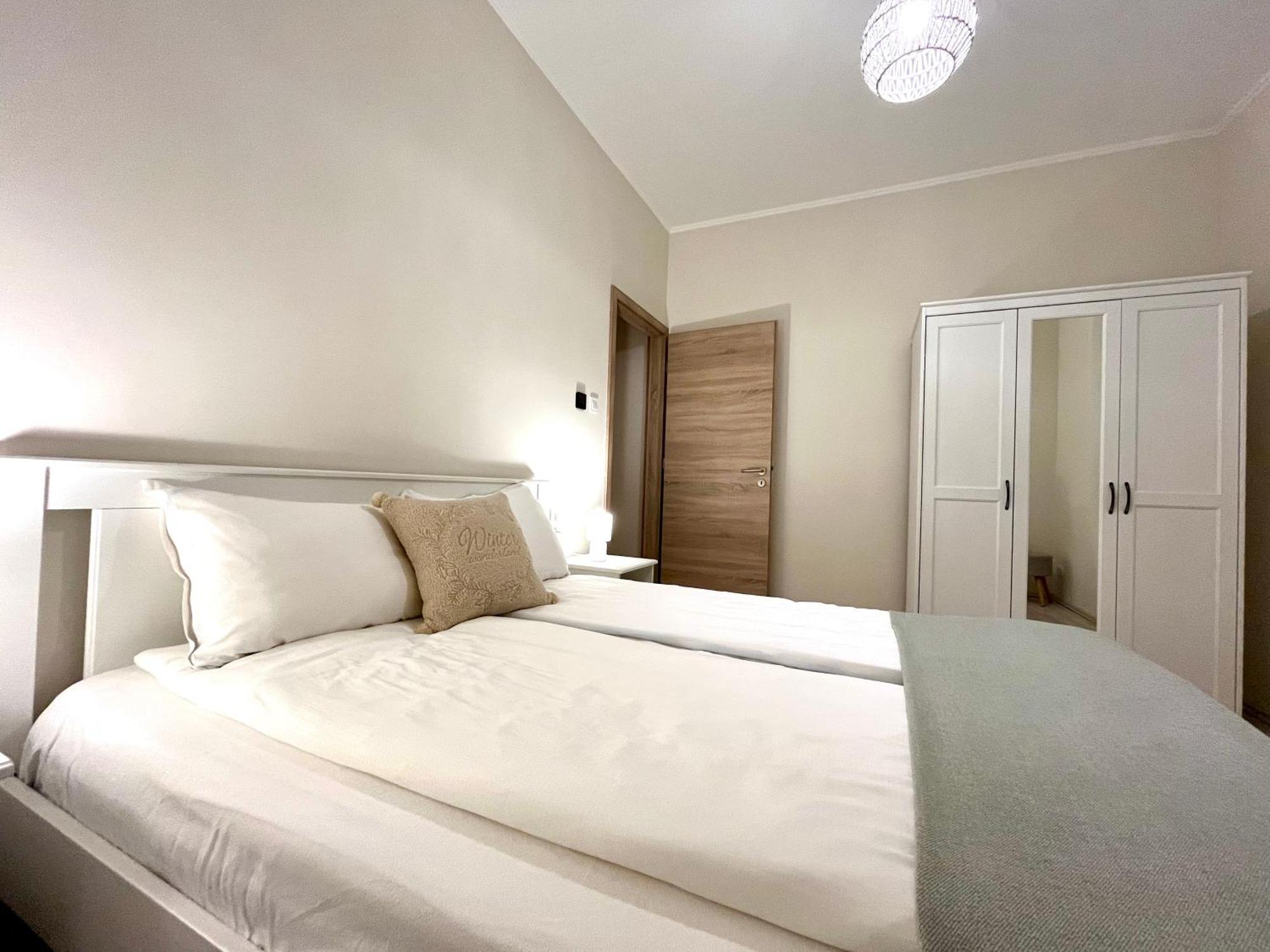 Voeroesmarty Apartmanhaz Mako Bagian luar foto