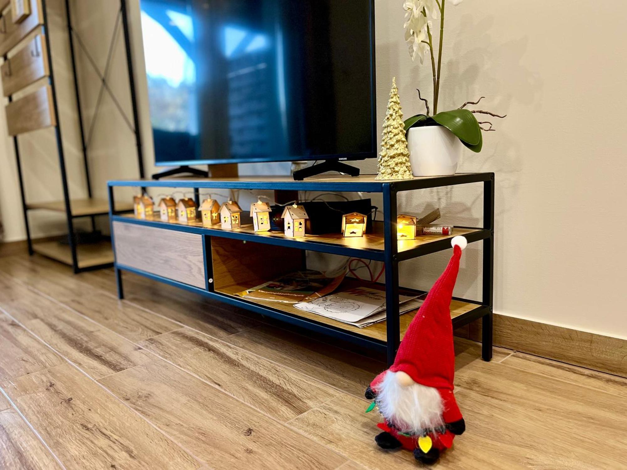 Voeroesmarty Apartmanhaz Mako Bagian luar foto