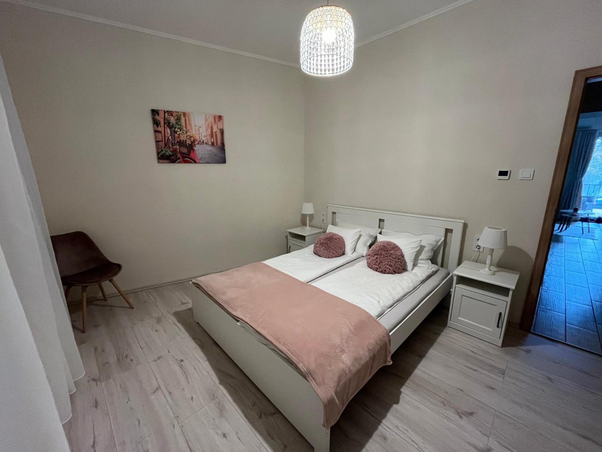 Voeroesmarty Apartmanhaz Mako Bagian luar foto