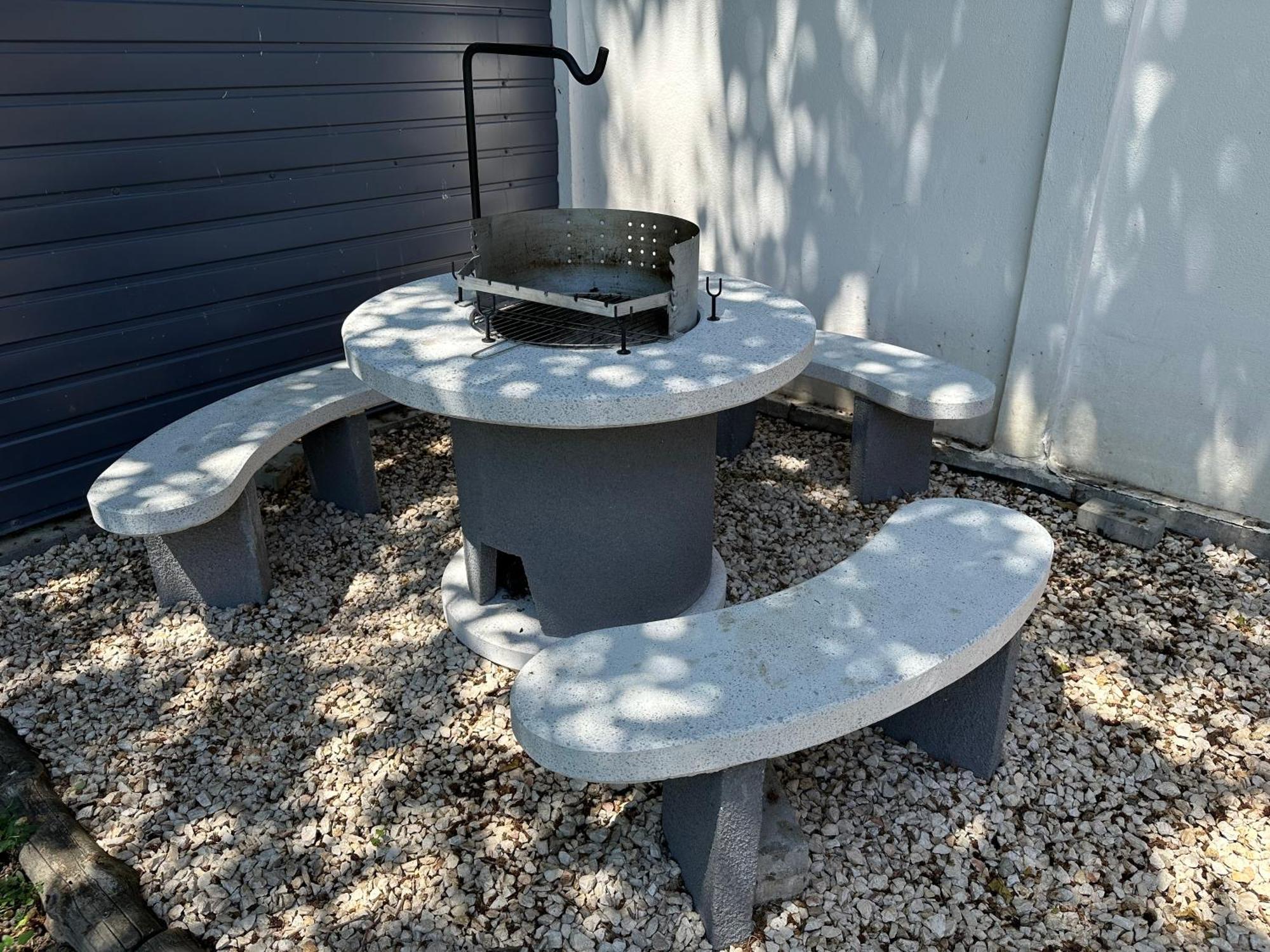 Voeroesmarty Apartmanhaz Mako Bagian luar foto